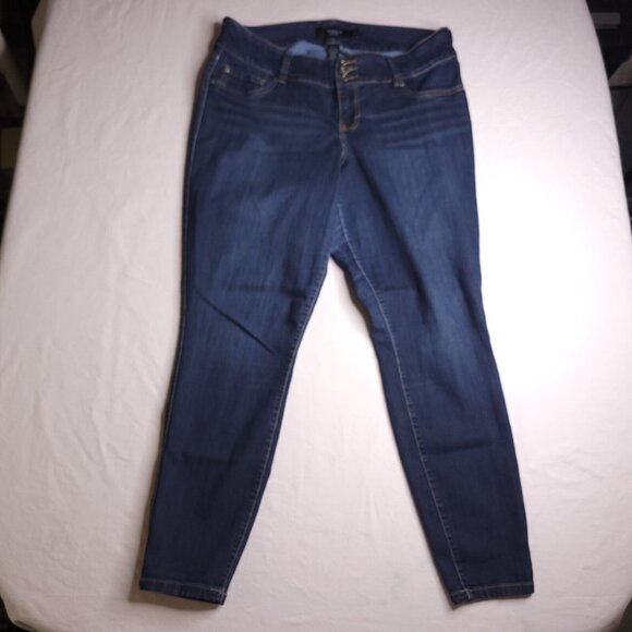 Torrid Womens Skinny Jeans 14 Dark Wash Mid Rise Stretch Imperfect - Picture 5 of 8
